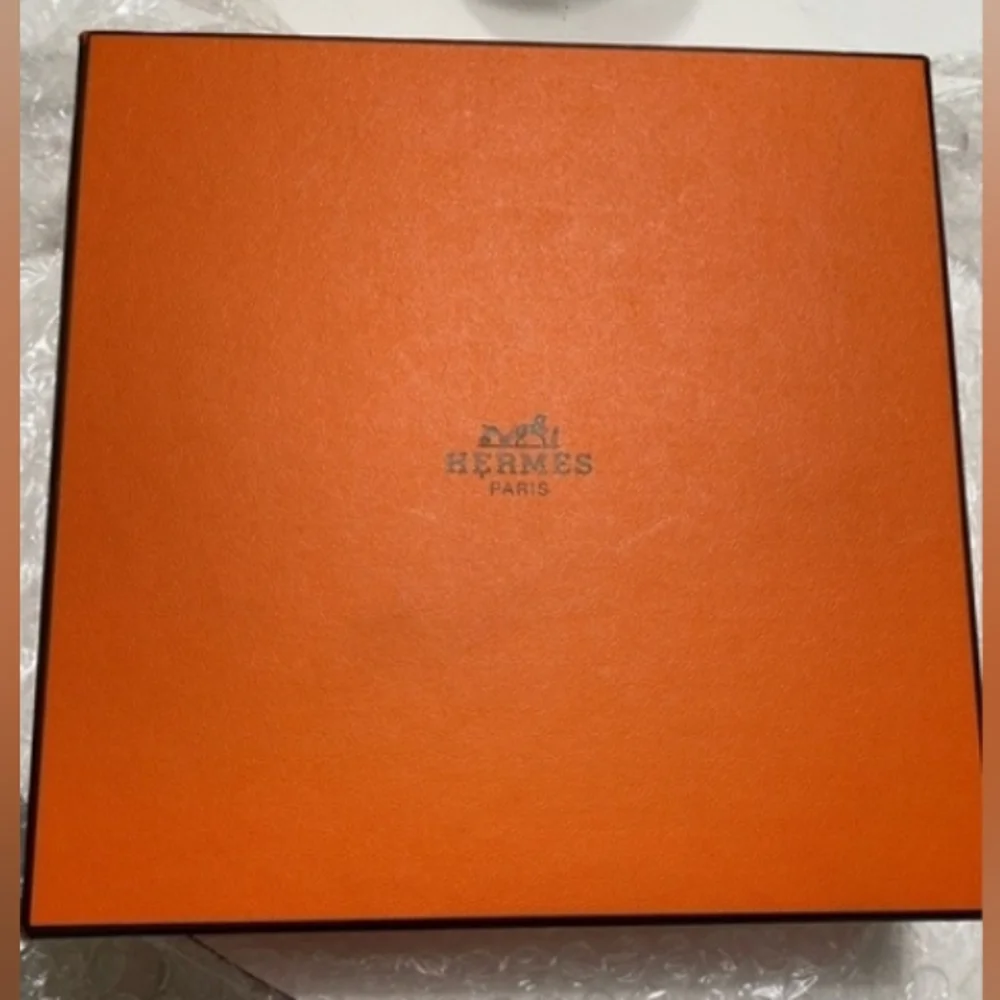 Hermes H Logo Face Towel, New With Tags.